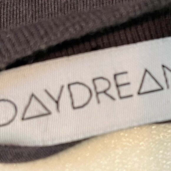 Daydreamer Vintage Queen Tee, Size M - Picture 4 of 4